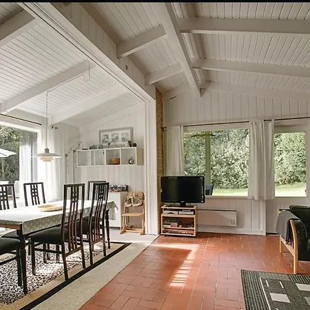 בית נופש Brogardsvejen Nexo X נקסו